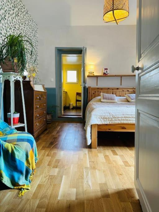 Apartamento Le Jardin Secret - Jardin/Loire Tours Exterior foto